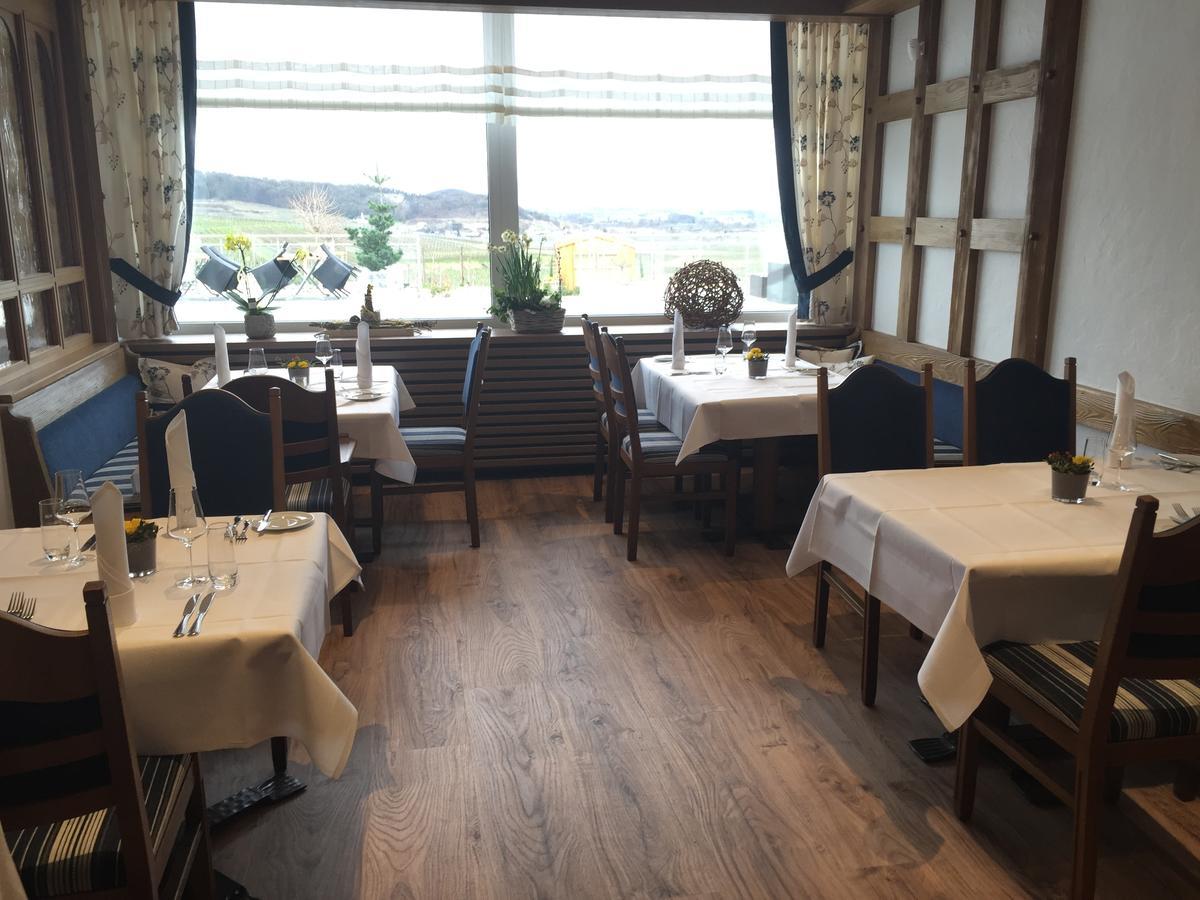 Koepfers Steinbuck Hotell Bischoffingen Exteriör bild